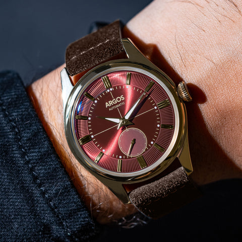 AP3.18 - Wine Red Gold w/ Leather Strap