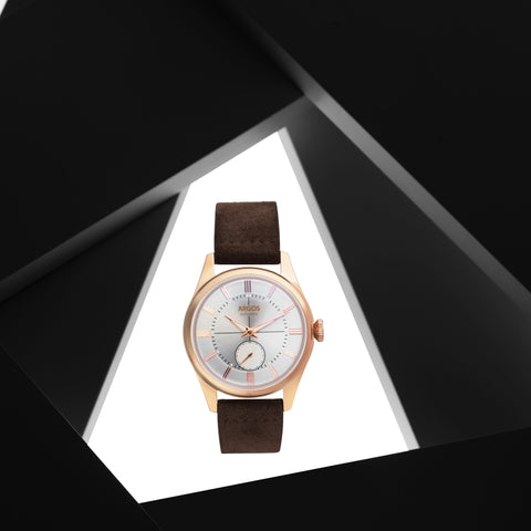 AP3.20 - Pearl White Rose Gold w/ Brown Leather Strap